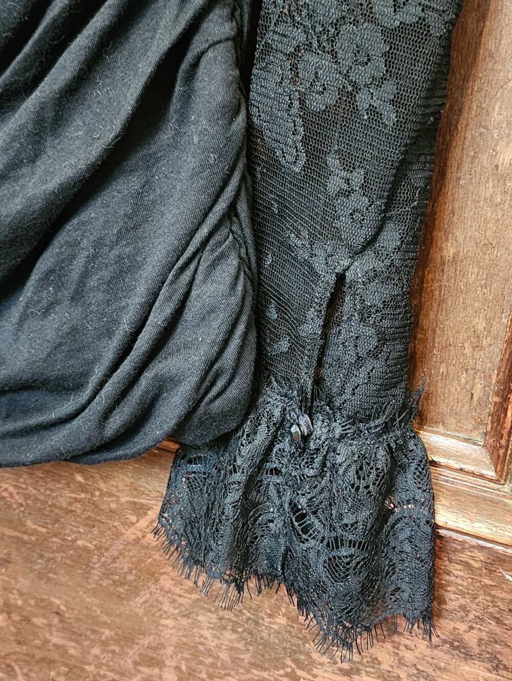 VINTAGE ARCHIVE Rugby Ralph Lauren Black Lace Ruched Blouse-RARE Y2K-Medium - Picture 9 of 12